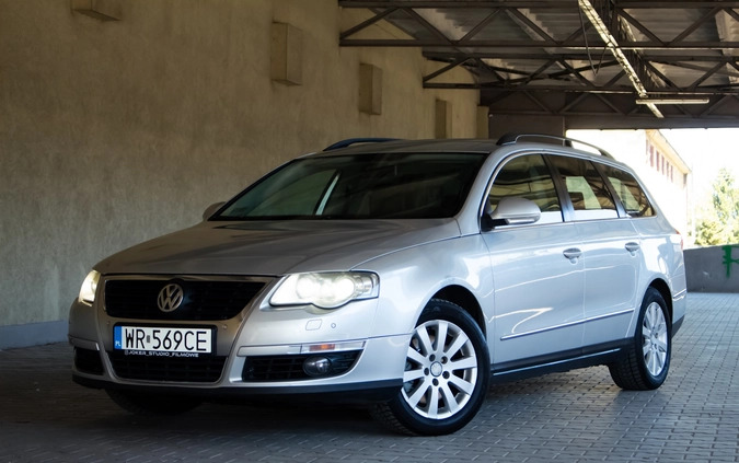 Volkswagen Passat cena 17900 przebieg: 400213, rok produkcji 2010 z Radom małe 704